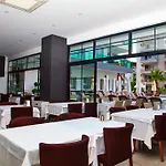 Garden Aparthotel 4*