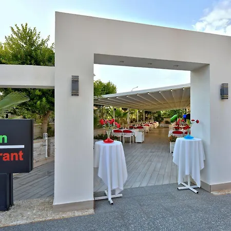 Garden מלון דירות