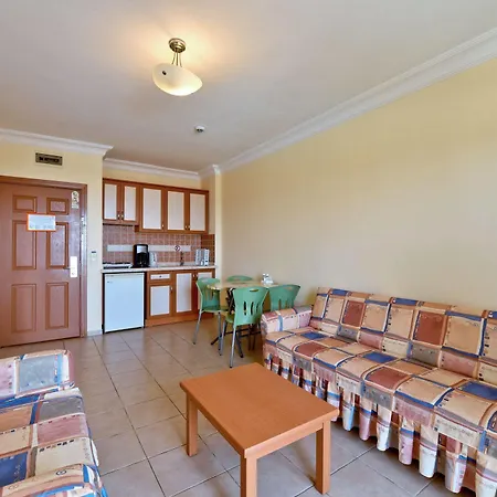 Garden Apartahotel 4*