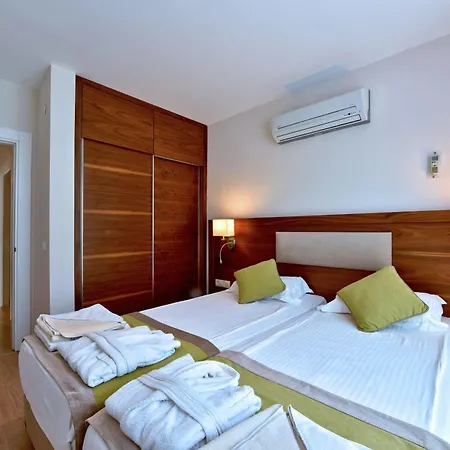 Garden Apart-hotel 4*