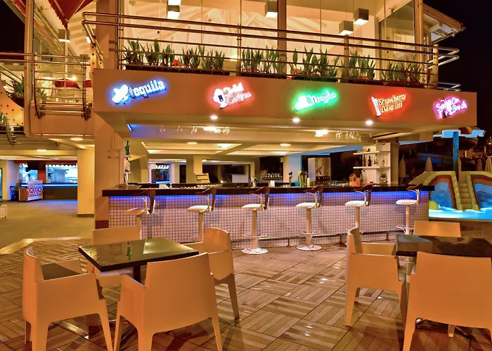 Aparthotel Garden 4*